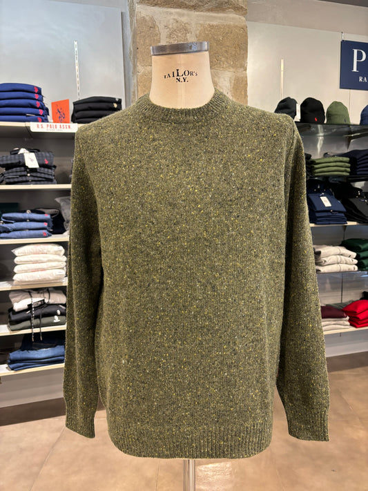 Maglione in lana bottonata verde